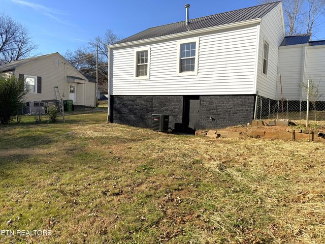 1210 Morningside Ave, Maryville, TN 37804