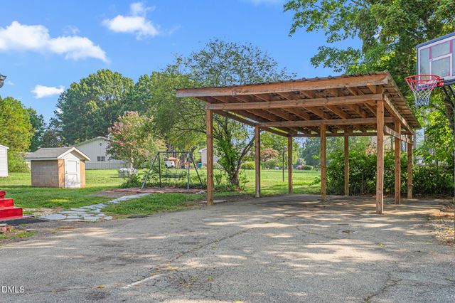 264 Dixon Road, Graham, NC 27253