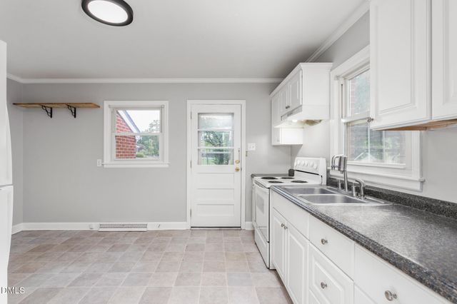264 Dixon Road, Graham, NC 27253