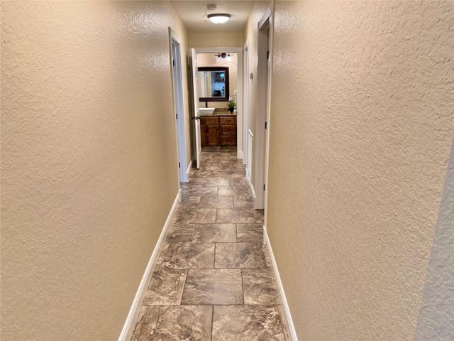 6214 1st Street, Danbury, TX 77534