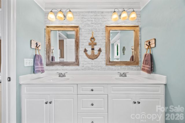 1241 Old Coach Lane, Rock Hill, SC 29732