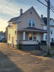 1007 Dewalt Avenue NW, Canton, OH 44703