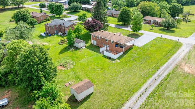 2609 Raintree Street, Connelly Springs, NC 28612