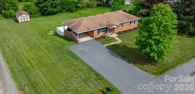 2609 Raintree Street, Connelly Springs, NC 28612