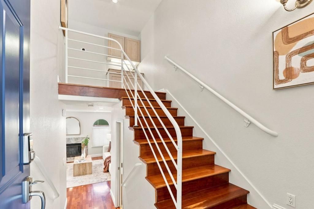 Image 10 of property listing at 2329 Villa Place, Santa Clara, CA 95054