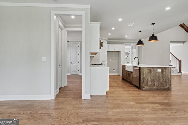 75 Loring Lane, Senoia, GA 30276