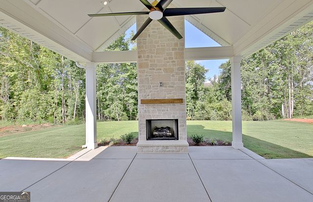 75 Loring Lane, Senoia, GA 30276