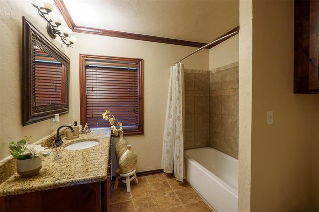 1514 Eisenhower Road, Norman, OK 73069