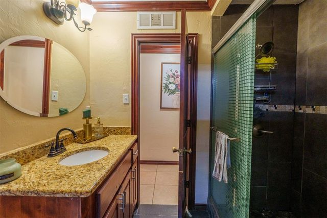 1514 Eisenhower Road, Norman, OK 73069