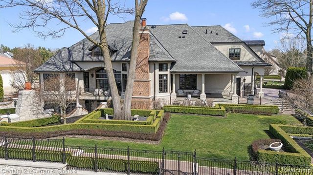 18939 Bella Vista Court, Northville, MI 48168