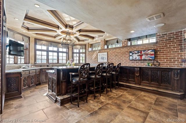 18939 Bella Vista Court, Northville, MI 48168