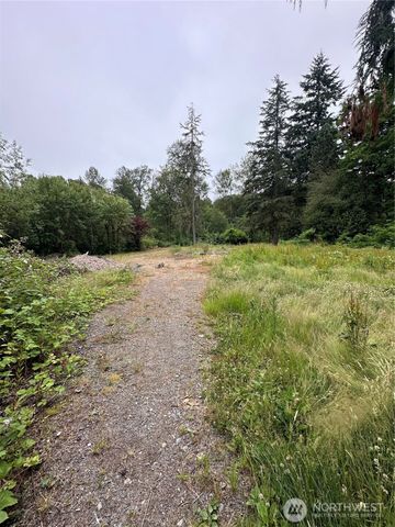 2647 S Star Lake Road, Federal Way, WA 98003