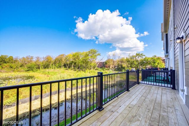 212 Mountain Interval Road 06325, Schaumburg, IL 60193