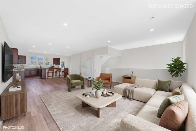 212 Mountain Interval Road 06325, Schaumburg, IL 60193