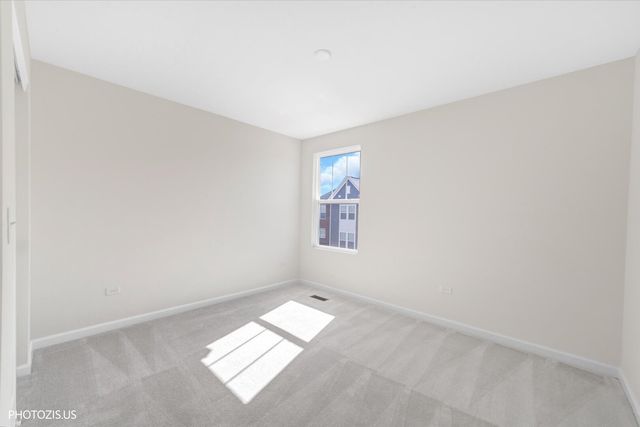 212 Mountain Interval Road 06325, Schaumburg, IL 60193