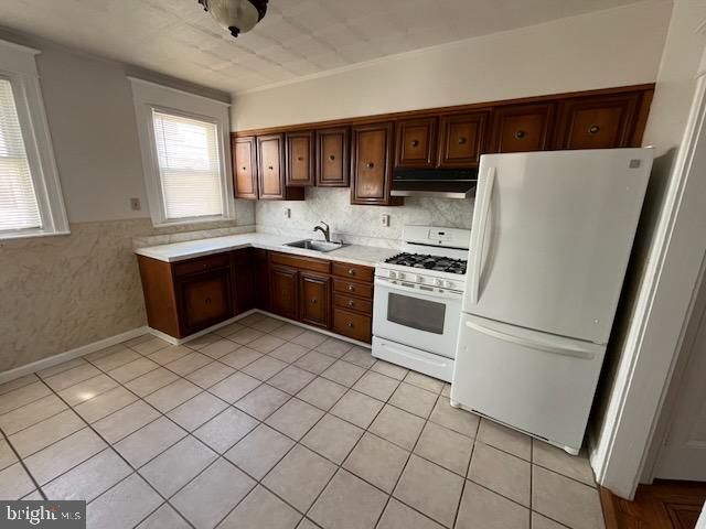 207 HUNTLEY RD, Upper Darby, PA 19082