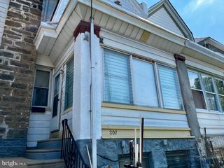 207 HUNTLEY RD, Upper Darby, PA 19082