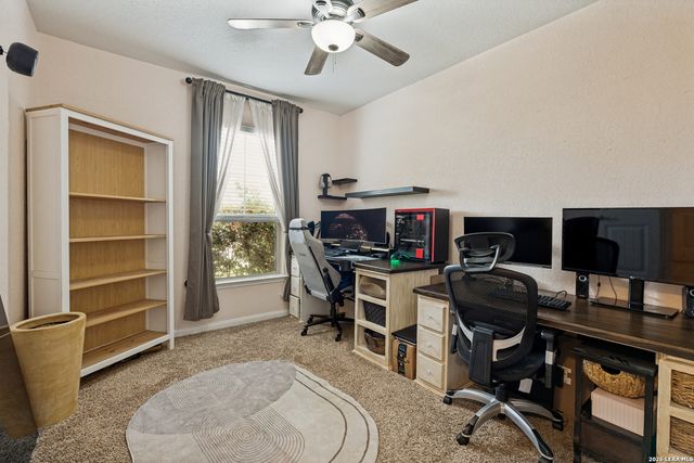 6719 HIBISCUS FLS, San Antonio, TX 78218
