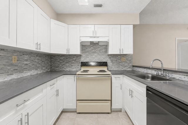 2550 SW 18th Terrace 2103, Fort Lauderdale, FL 33315