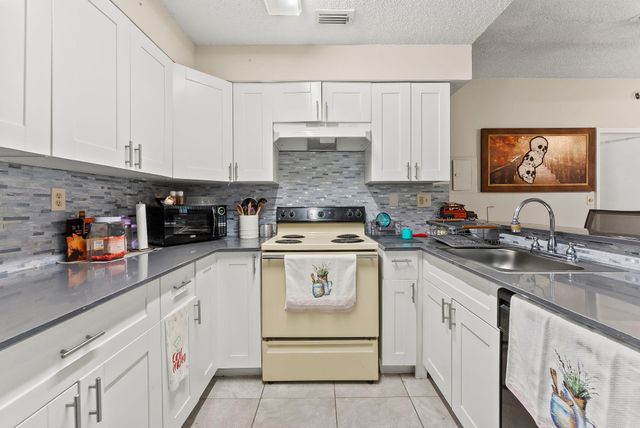 2550 SW 18th Terrace 2103, Fort Lauderdale, FL 33315
