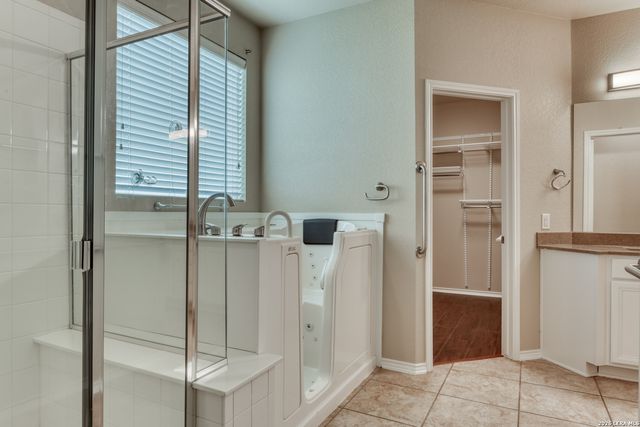 2934 Elm Tree Park, San Antonio, TX 78259