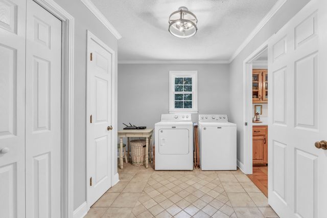 1330 Barkley Hills Cir, Clarksville, TN 37040