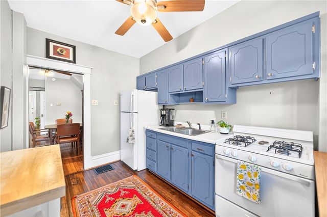 544 S Trenton Avenue, Regent Square, PA 15221