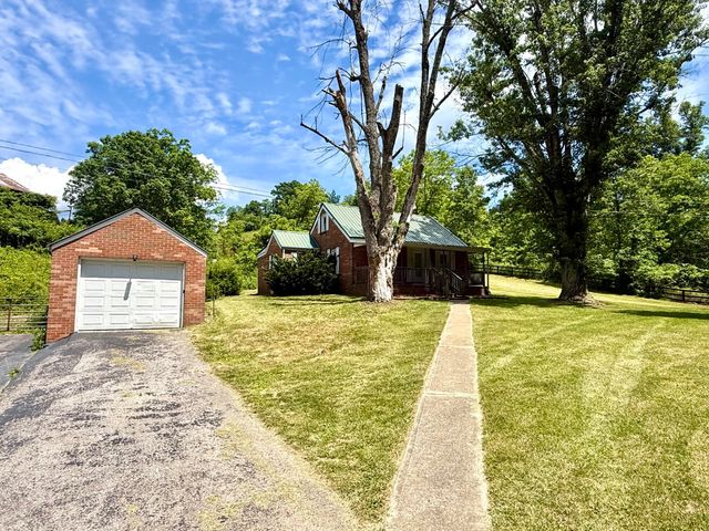 13860 US-421, Mckee, KY 40447