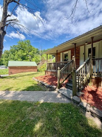 13860 US-421, Mckee, KY 40447