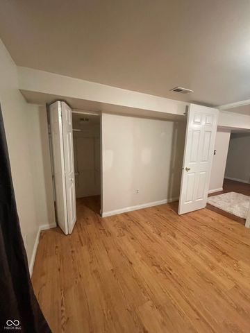 924 Main Street, Beech Grove, IN 46107