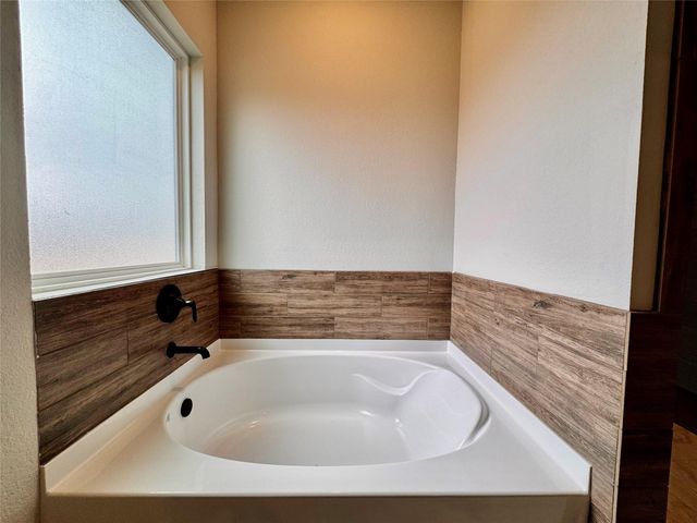 25662 John Wayne Road, Splendora, TX 77372