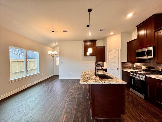 25662 John Wayne Road, Splendora, TX 77372