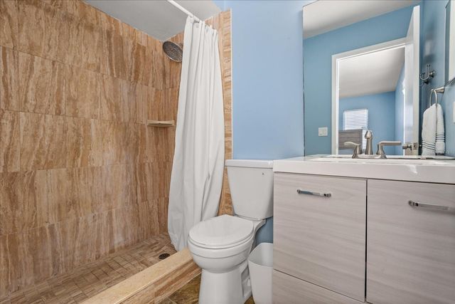 8954 VALENCIA GARDENS DRIVE, Orlando, FL 32825