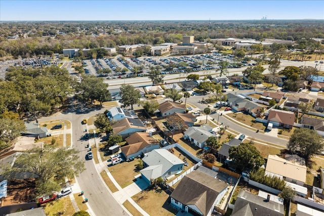 8954 VALENCIA GARDENS DRIVE, Orlando, FL 32825