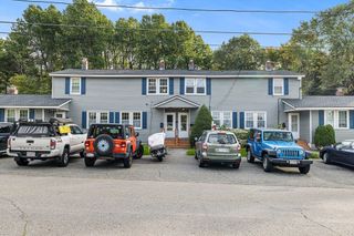 69 Willard St 69, Ayer, MA 01432