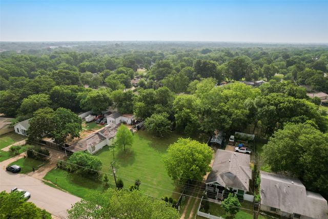 2222 Jordan Valley Road, Dallas, TX 75253