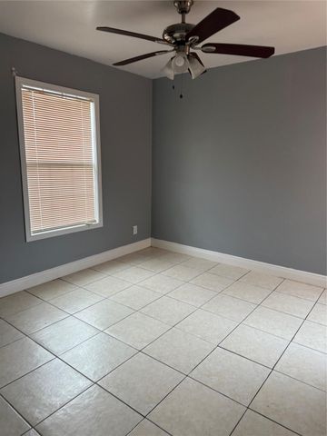 917 Leonard Street, Pasadena, TX 77506