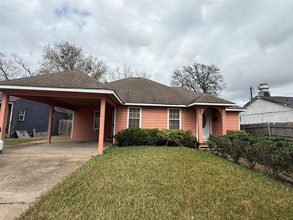 917 Leonard Street, Pasadena, TX 77506