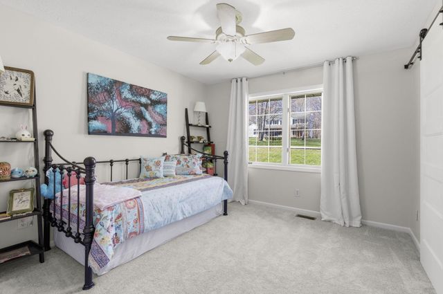 898 Country Club Drive, Howard, OH 43028