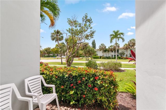 661 12th AVE S 661, Naples, FL 34102