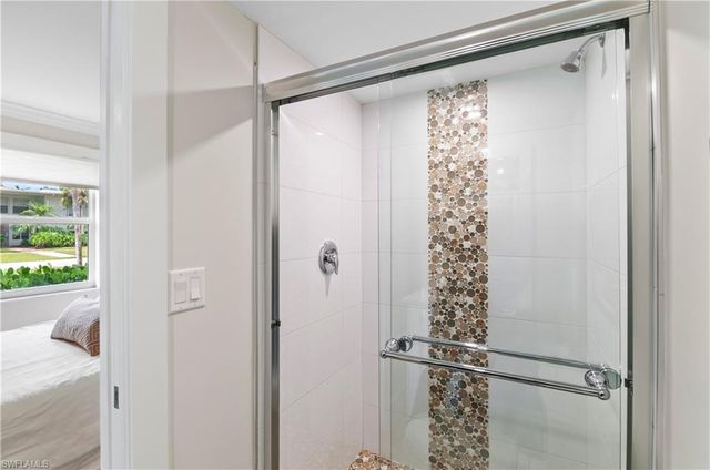 661 12th AVE S 661, Naples, FL 34102