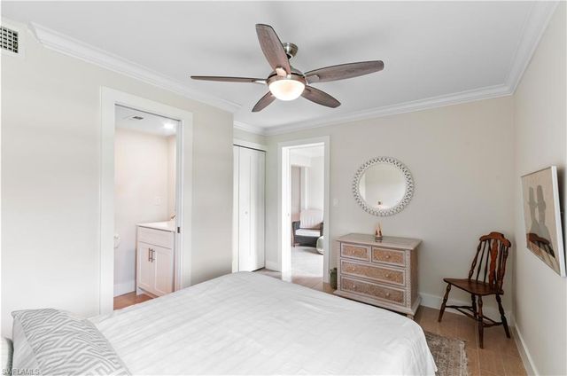 661 12th AVE S 661, Naples, FL 34102