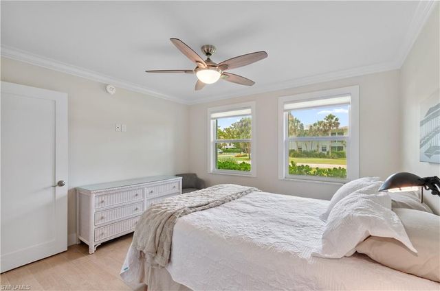661 12th AVE S 661, Naples, FL 34102