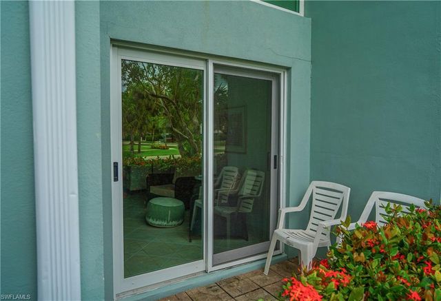 661 12th AVE S 661, Naples, FL 34102