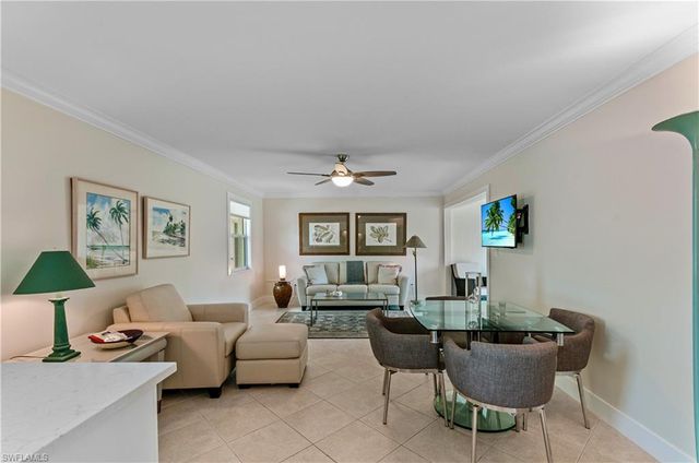 661 12th AVE S 661, Naples, FL 34102