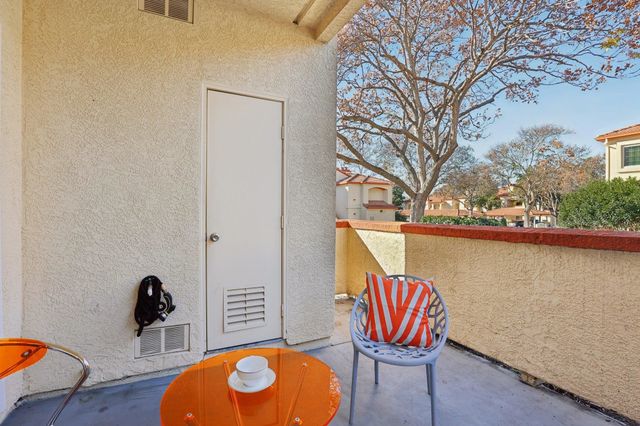 6967 Stagecoach Rd D, Dublin, CA 94568