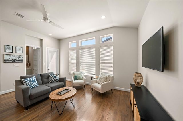 502 W Donovan Street A, Houston, TX 77091