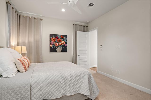502 W Donovan Street A, Houston, TX 77091