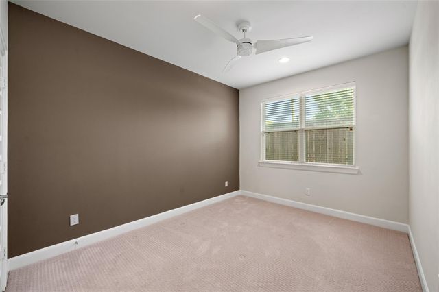 502 W Donovan Street A, Houston, TX 77091