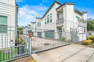 502 W Donovan Street A, Houston, TX 77091